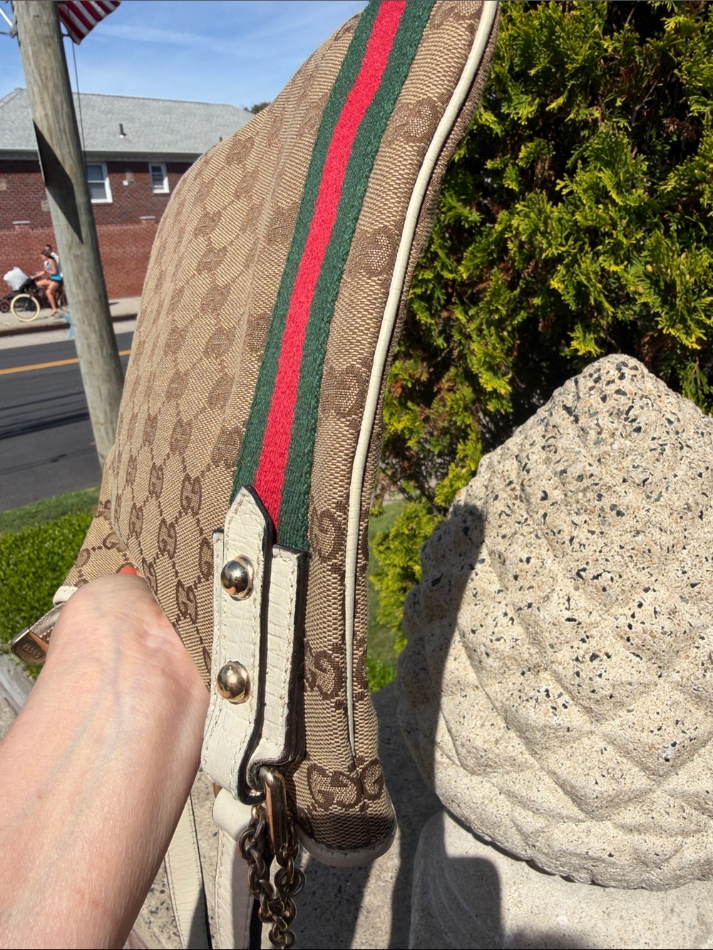 Gucci Beige Monogram Crossbody Bag with Green& Red stripe & COA white leather - Picture 12 of 16